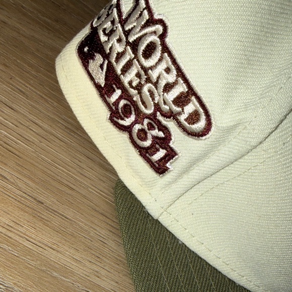 New Era Dodgers Cap - Picture 4 of 6